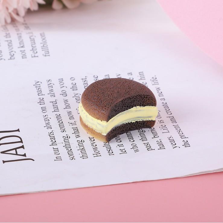 HN * Charm hình bánh macaron cắn dở cho các bạn trang trí vỏ ốp điện thoại, DIY