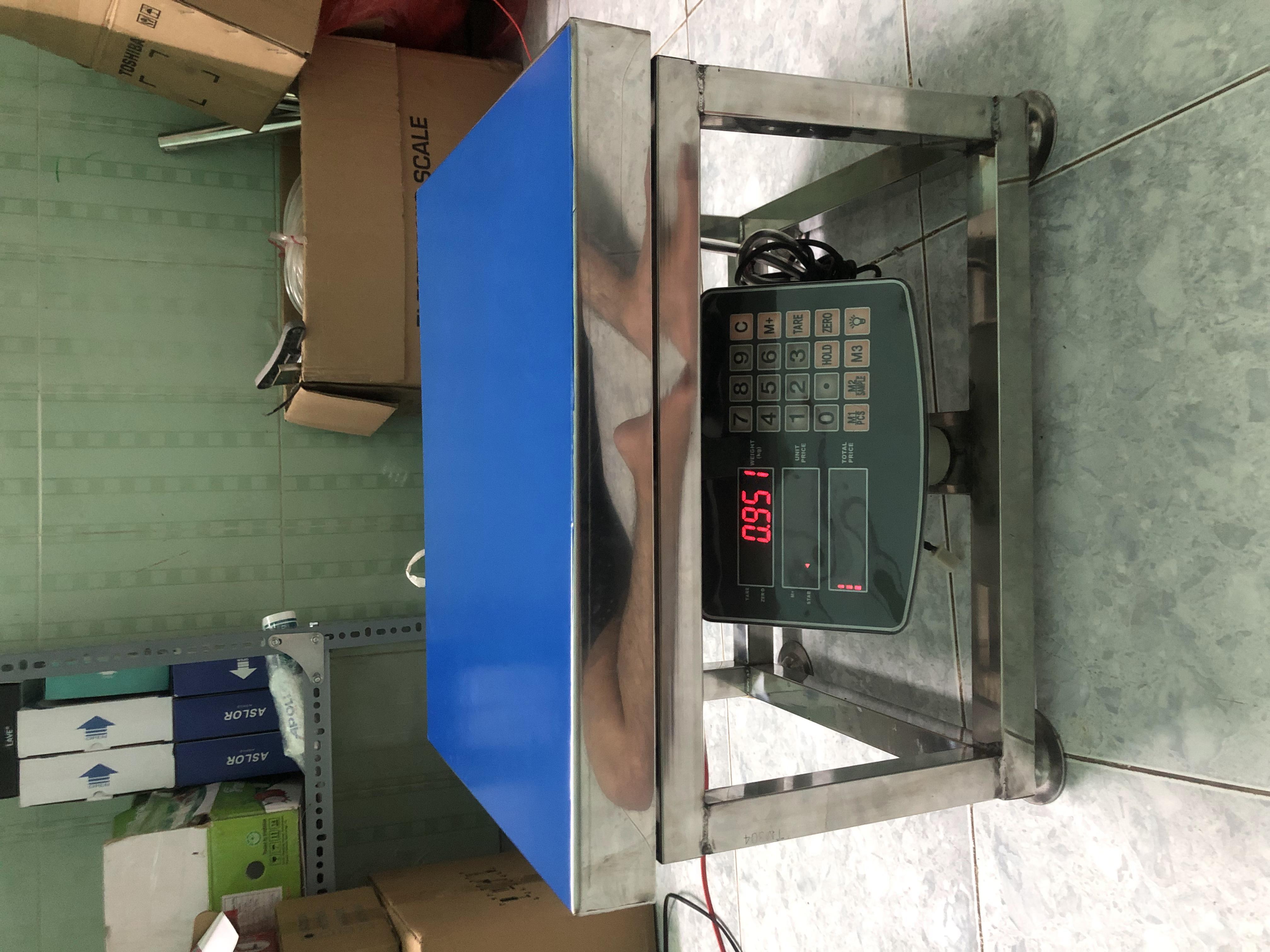 Cân Bàn Điện Tử Tính Tiền Ghế Ngồi INOX ACS JE 300 kg