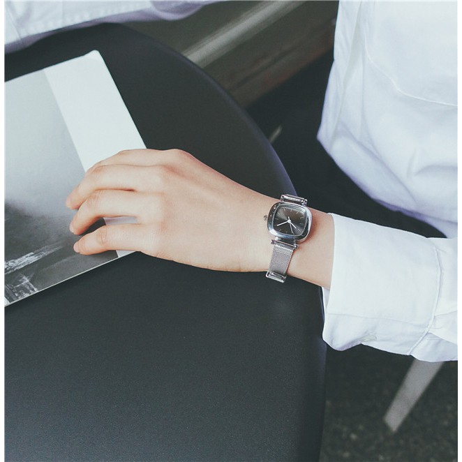 Đồng hồ thời trang nữ Jc1, mặt vuông dây da,  kích thước mặt 24mm phù hợp với mọi cỡ tay