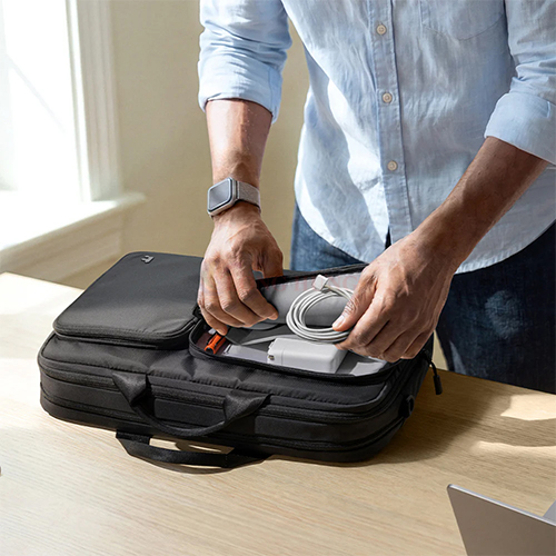 Túi đeo chéo Tomtoc Navigator-A33 Expandable Laptop Shoulder Bag A33F3 - Hàng chính hãng