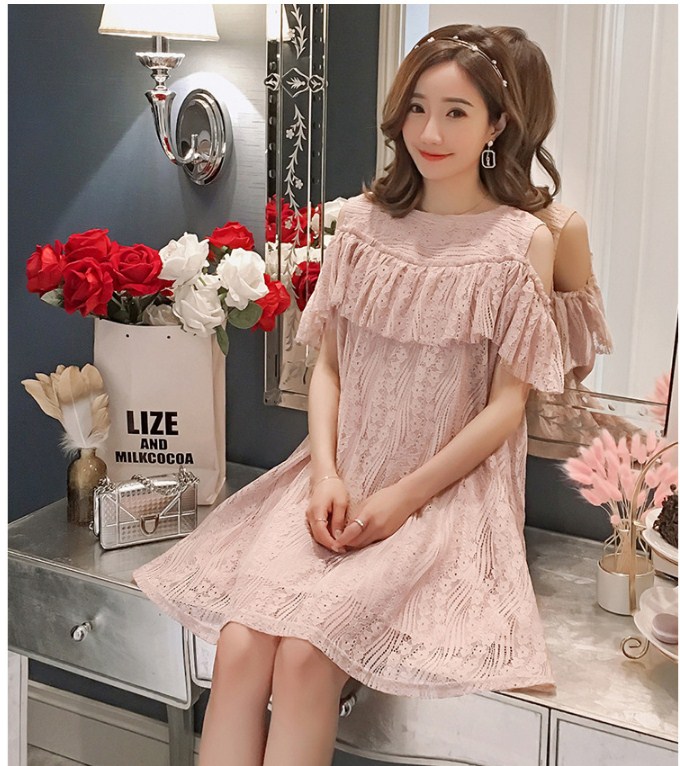 Đầm bầu ren hở vai duyên dáng DR2607