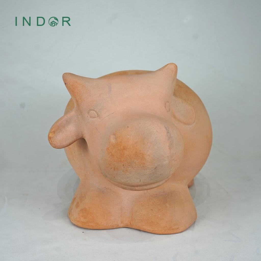 Tượng chú bò nhìn nghiêng chất liệu đất nung terracotta Tượng decor Noel Tượng trang trí nội ngoại thất