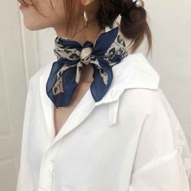 Khăn lụa vuông thời trang công sở size 70x70cm