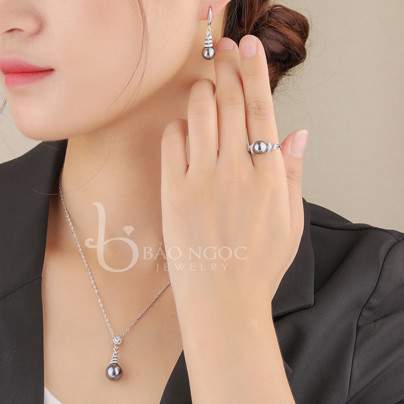 Nữ Trang Ngọc Trai, Bộ Trang Sức Ngọc Trai Đen Khuyên Tai Dáng Dài - BNJ211 - Bảo Ngọc Jewelry