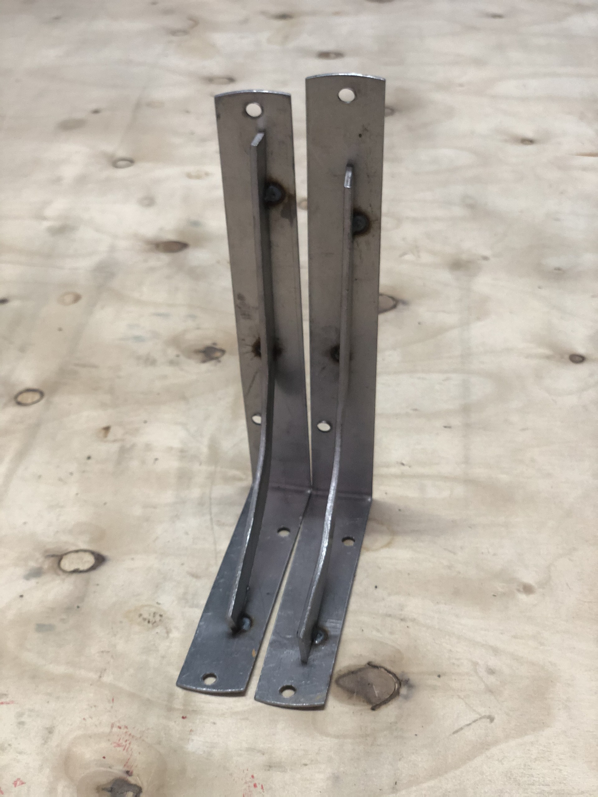 Ke góc vuông chữ L THÉP 20 x 13 x 3 cm