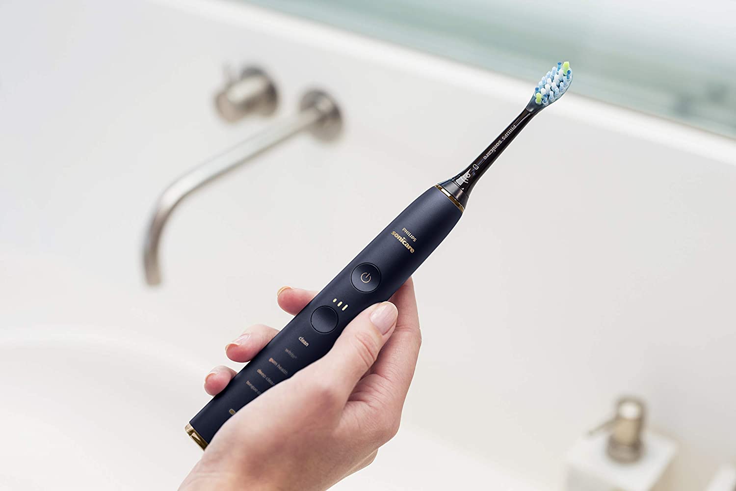 Bàn chải đánh răng điện Philips Sonicare 9700, 9750 DiamondClean | Hàng Mỹ