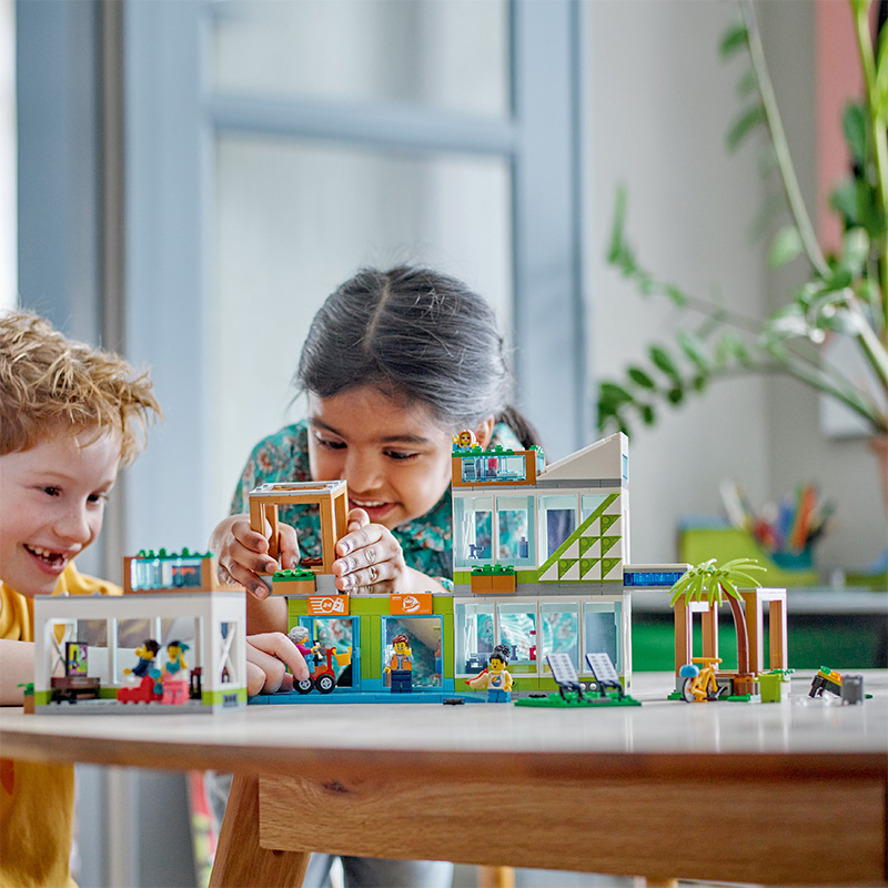 Đồ Chơi Lắp Ráp Căn Hộ Thành Phố Lego City 60365