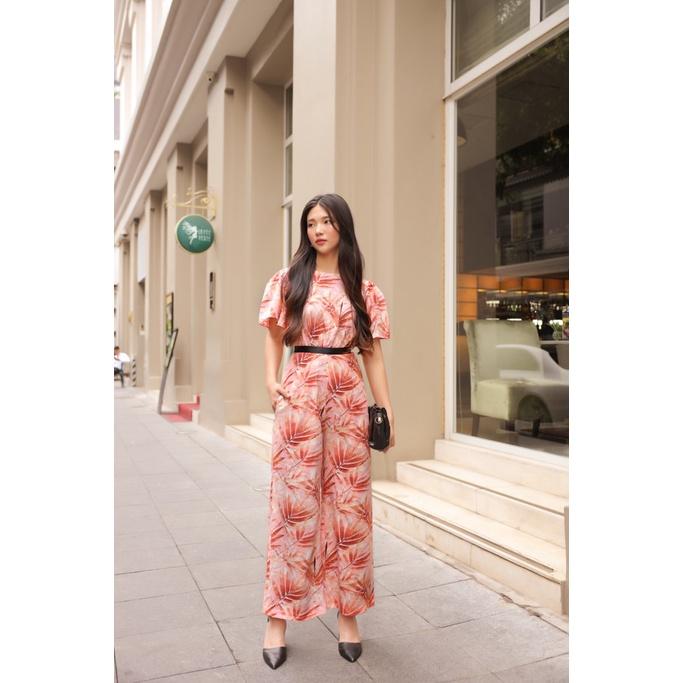 Jumpsuit nữ ống suông, tay loe, cổ thuyền, chất liệu cotton linen nhẹ mát CLARA MARE JUM4003
