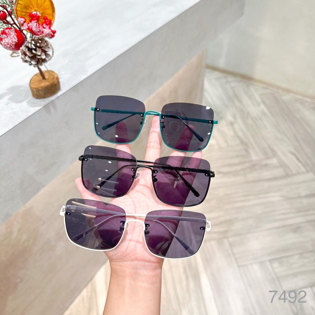 Kính mát nam nữ chống UV400 thiết kế mắt vuông dễ đeo màu sắc thời trang Mo7492  TAD Accessories FS8 - Đen