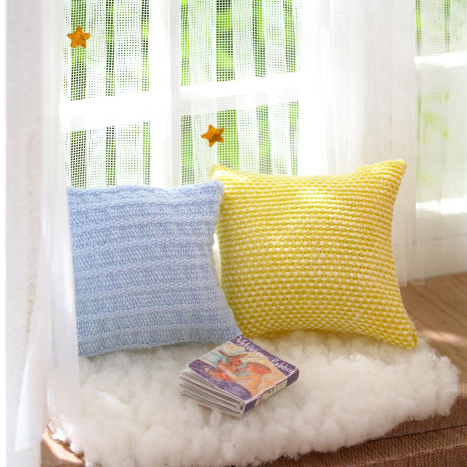 Dolls House & Dust Proof & LED Light Creative Room Toys for Little Children Gift