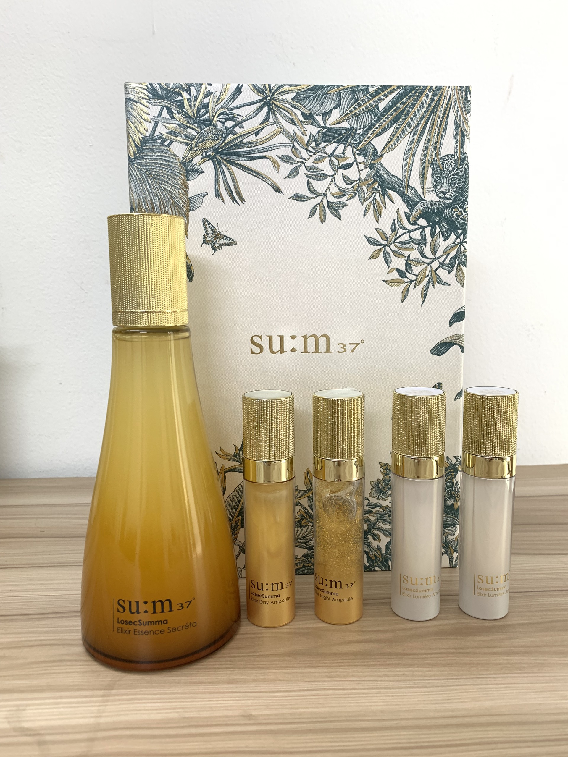 Bộ nước thần hoàng kim thanh lọc tái sinh Sum37 LosecSumma Elixir Essence Secreta Special Set 270ml