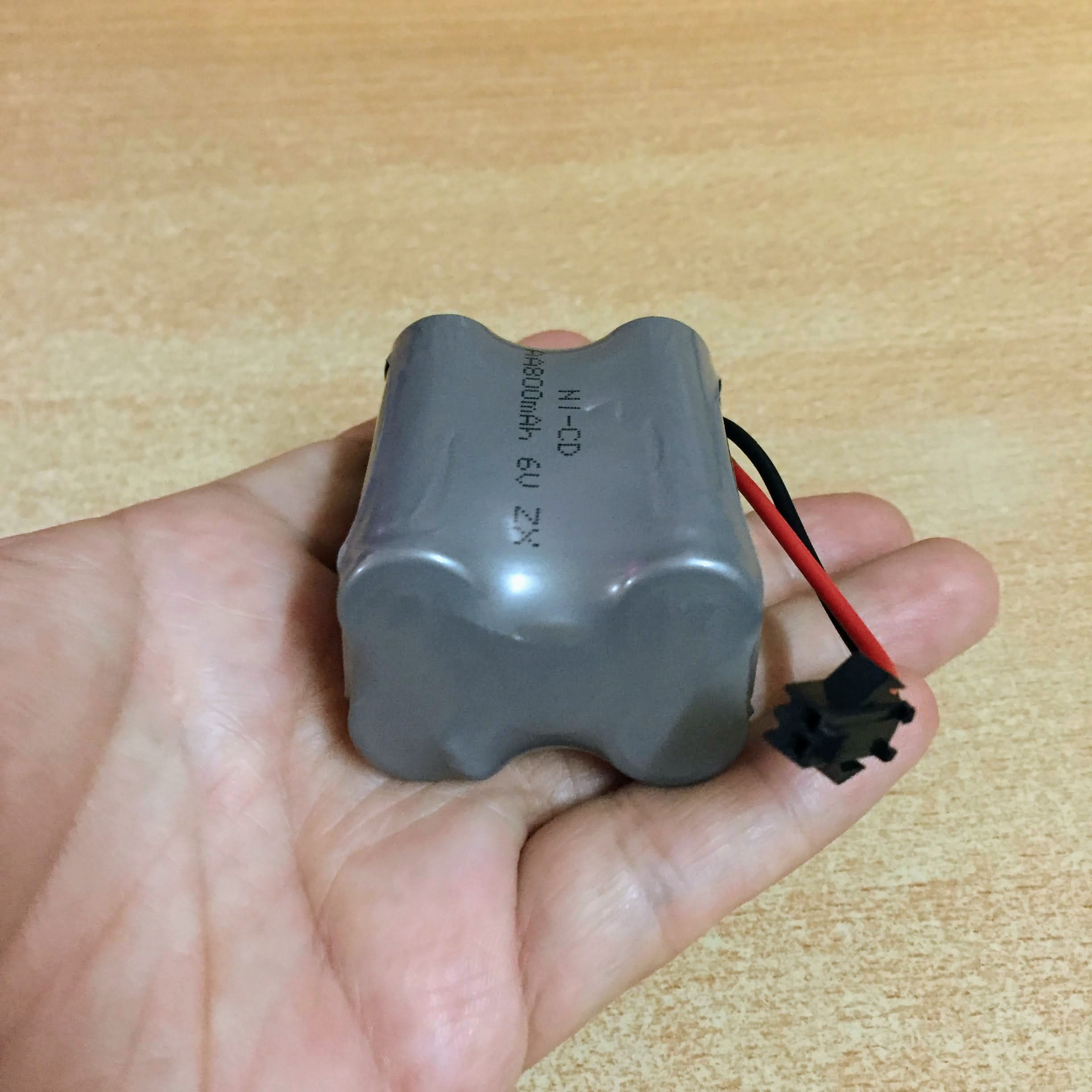Pin sạc 6V dung lượng 800mAh xếp tầng chân cắm Jack SM càng cua đen