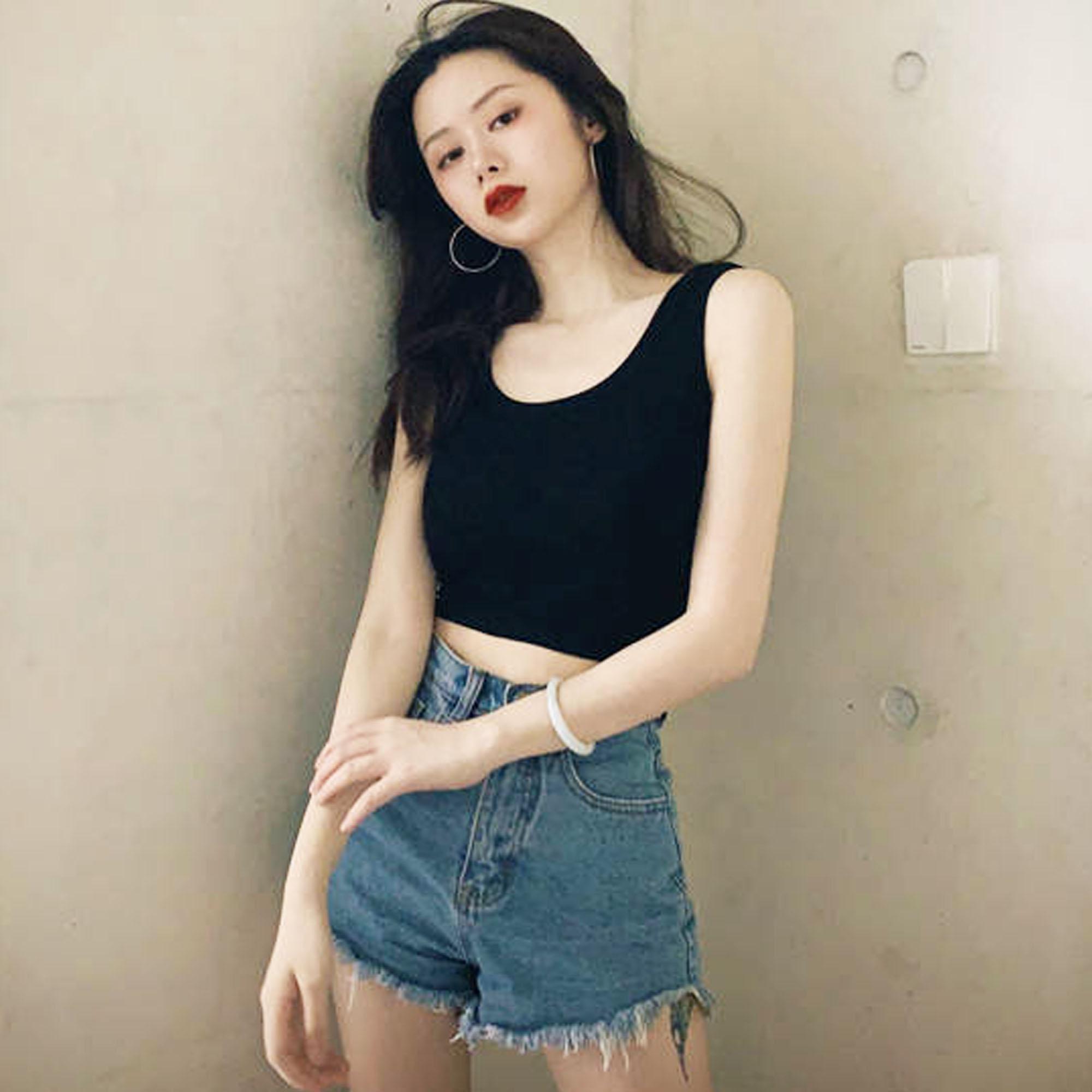 Áo ba lỗ áo sát nách croptop nữ, dáng áo ôm chất liệu thun gân cotton 100%, siêu co giãn thoáng mát và tiện lợi - MÀU TRẮNG