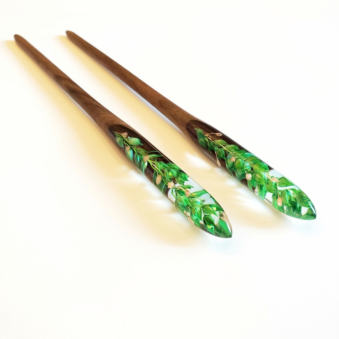 Trâm cài tóc gỗ- resin & hoa cao lương khô