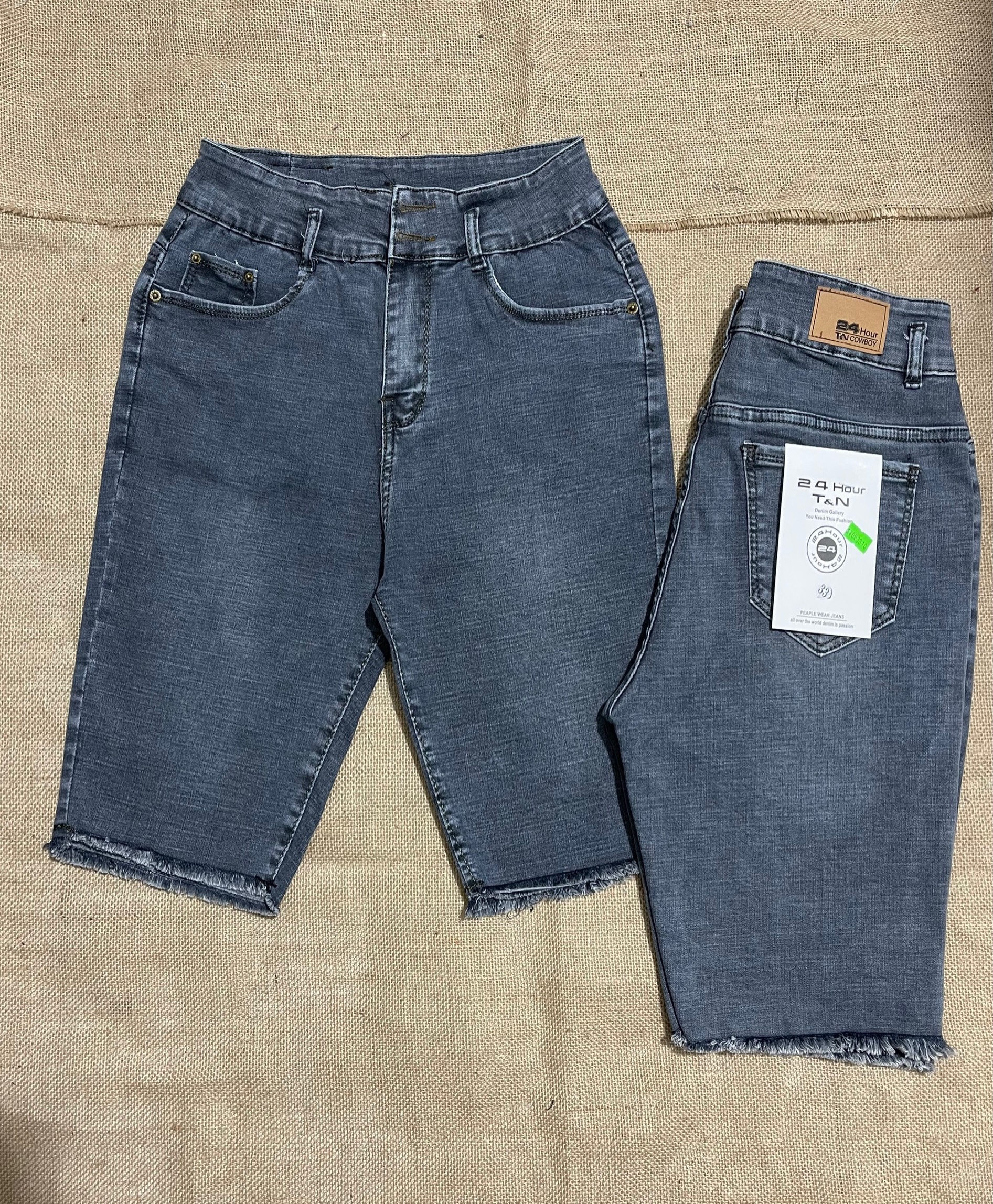 Quần bò nữ ngố / lửng BIGSIZE lưng cao 2 nút, co dãn mạnh rách bụi đẹp dành cho người béo 60-90kg 3583