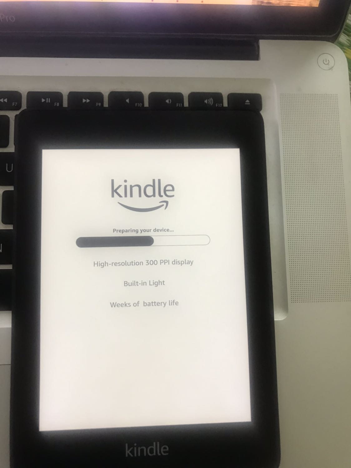 Máy đọc sách Amazon Kindle Paperwhite 4 Gen 10 (2019) - Hàng nhập khẩu