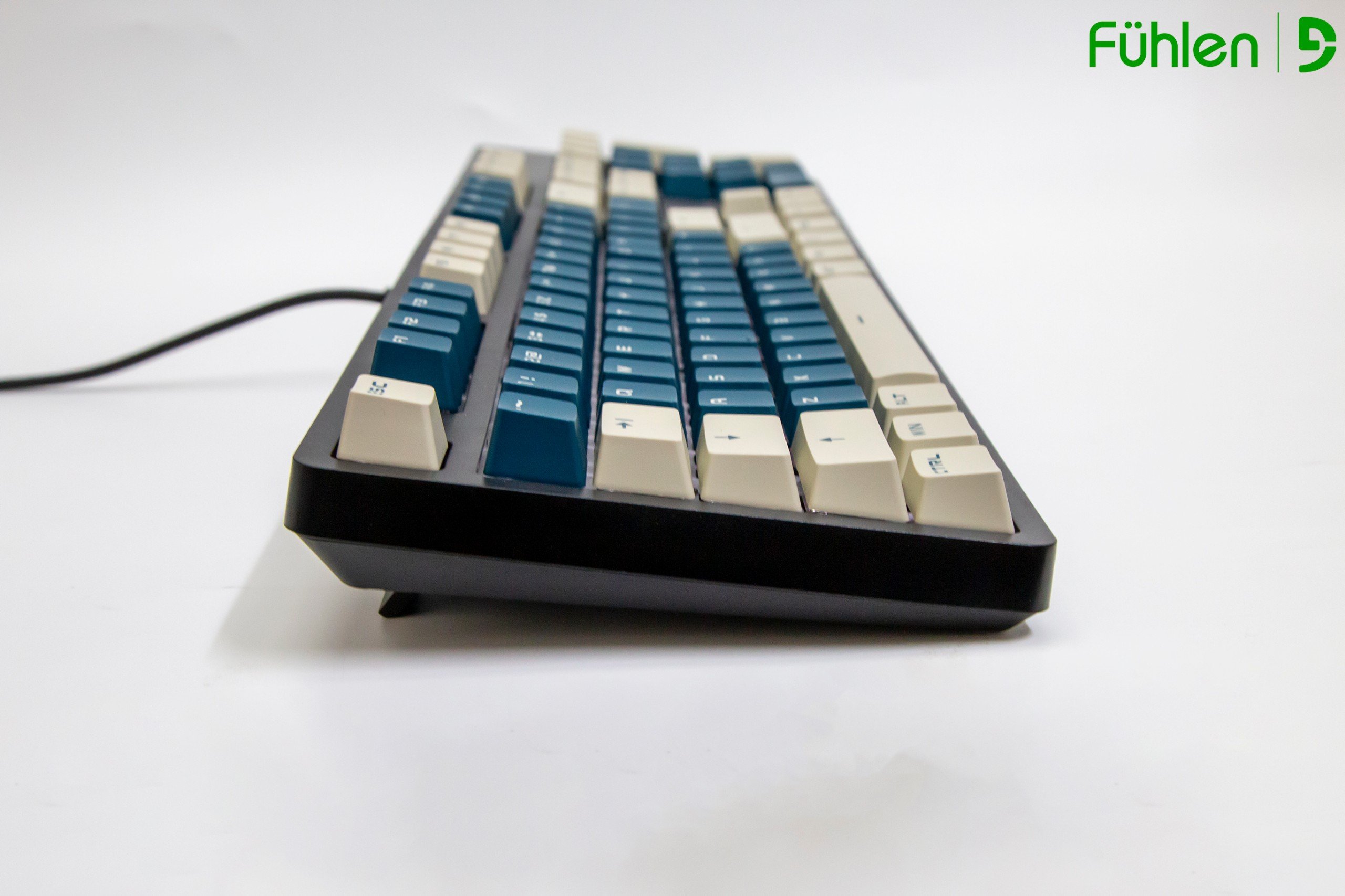 Bàn phím quang cơ Gaming Fuhlen CYBER Led Rainbow 16 chế độ, bảo hành 24 tháng- Hàng chính hãng