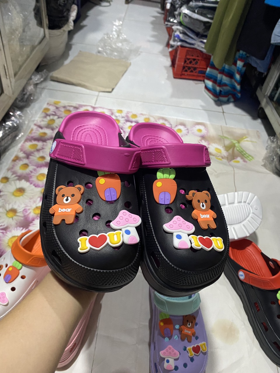 DÉP SỤC NHỰA ĐẾ CAO NỮ 6 MÀU ĐẸP KÈM 6 STICK SIZE 36-40