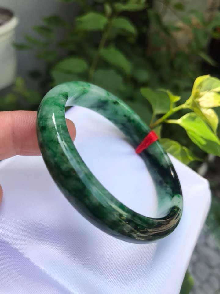 VÒNG ĐÁ CẨM THẠCH HẸ SƠN THỦY LIỀN KHỐI NI 52 100% THIÊN NHIÊN MÀU XANH SƠN THỦY VÂN ĐẬM NHẠT NỮ 50KG - 60KG ĐEO ĐẸP TAY Ạ