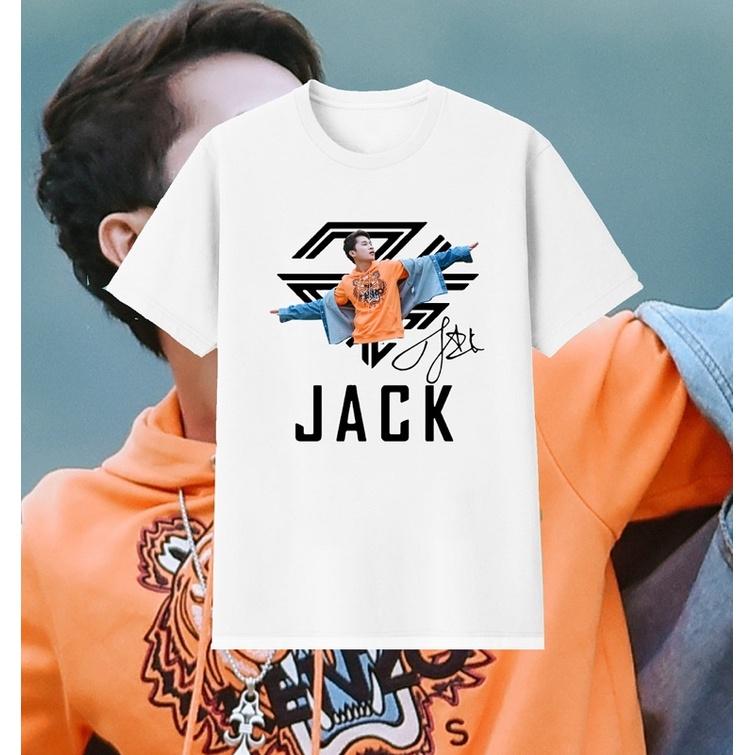 Áo thun Jack hoa hải đường có chữ kí của Jack