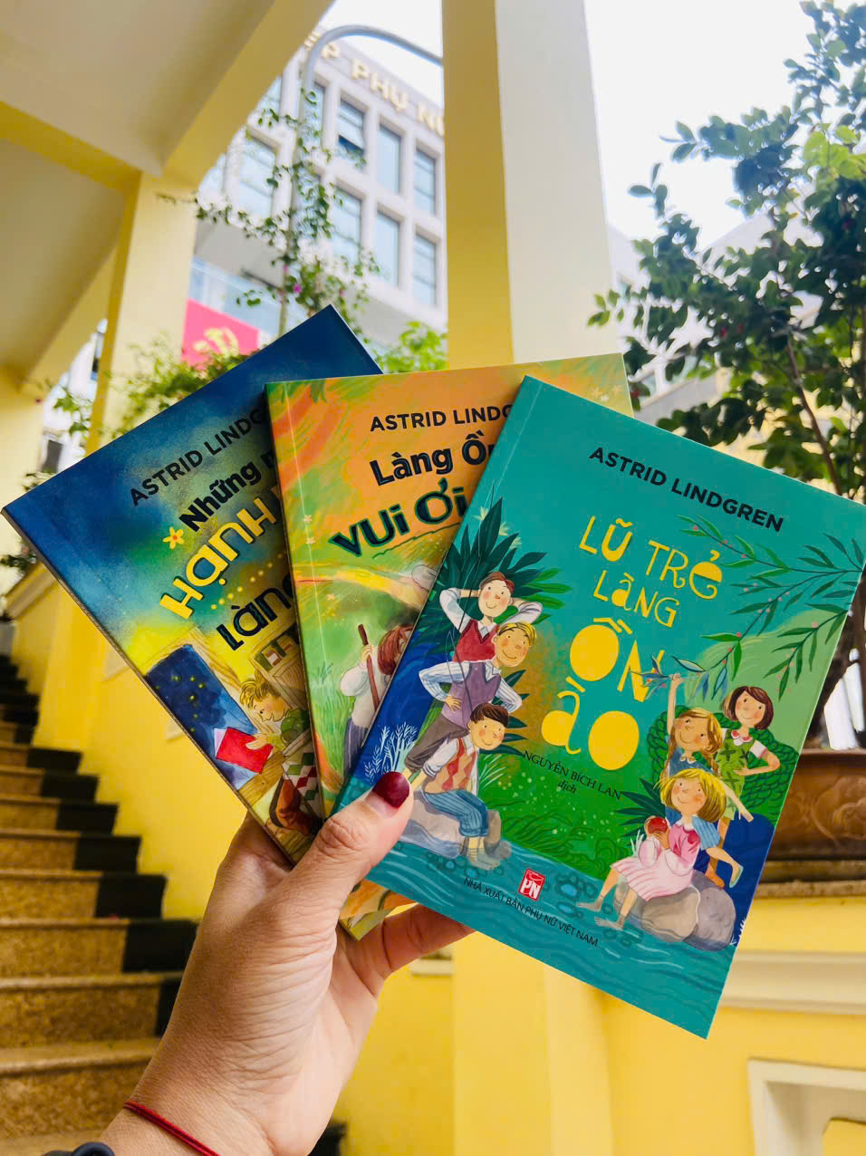 Bộ 3 cuốn sách Lũ trẻ Làng Ồn Ào - Astrid Lindgren