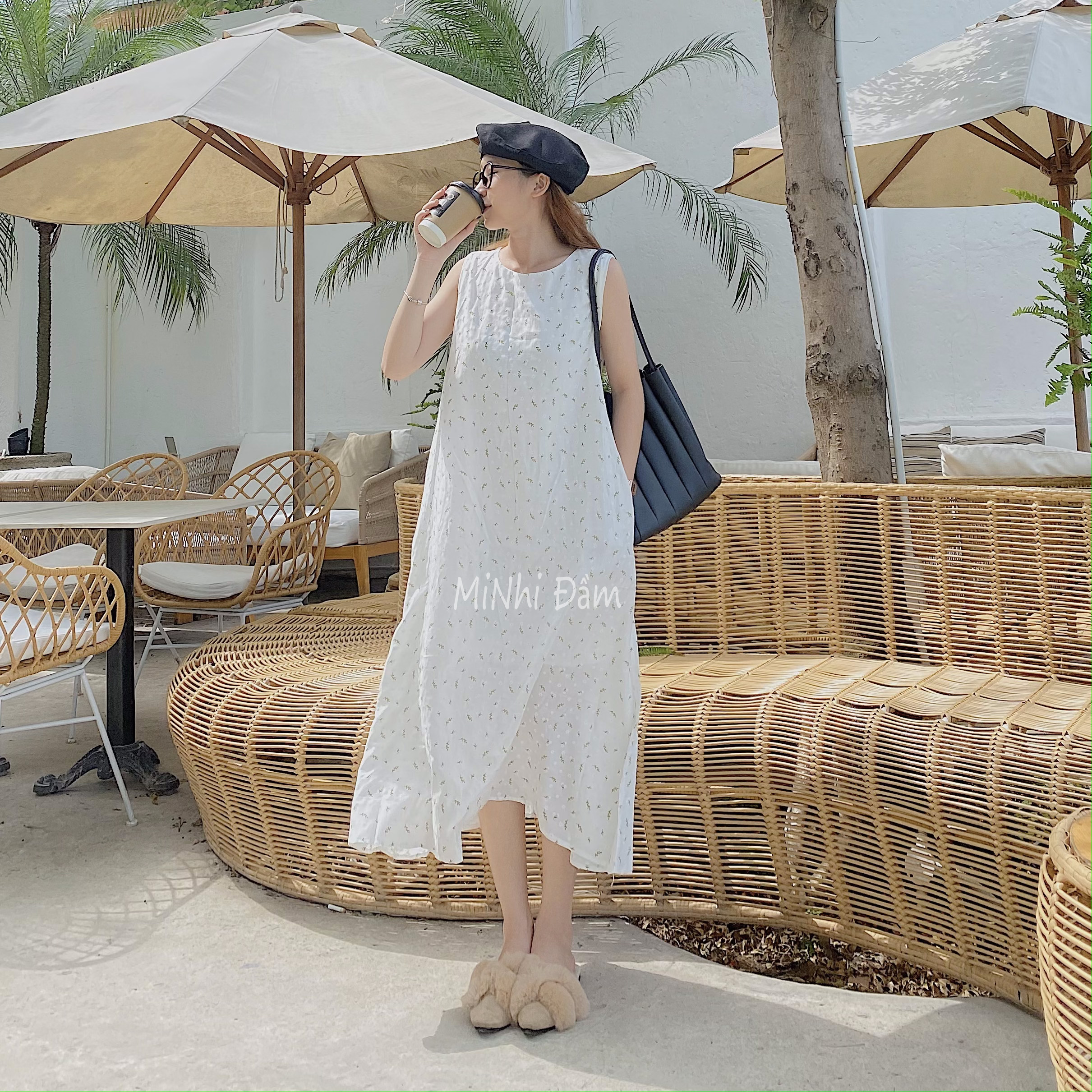 Đầm maxi trắng form rộng, Đầm yếm dáng suông dài đi biển Cao Cấp in hoa nhí, sát nách cổ tròn MiNhi
