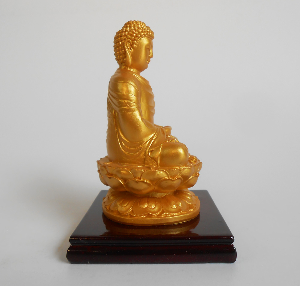 Tượng Phật A  Di Đà màu vàng nhũ trang trí xe ô tô phong thủy may mắn bình an TPT34