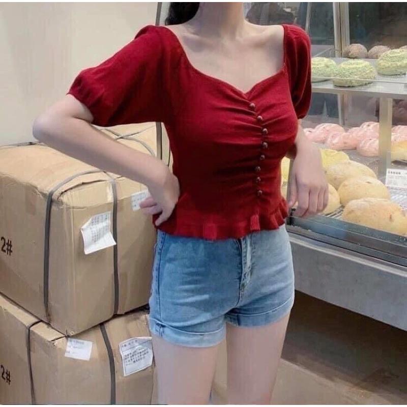 QC410 Áo len trễ vai đính nút