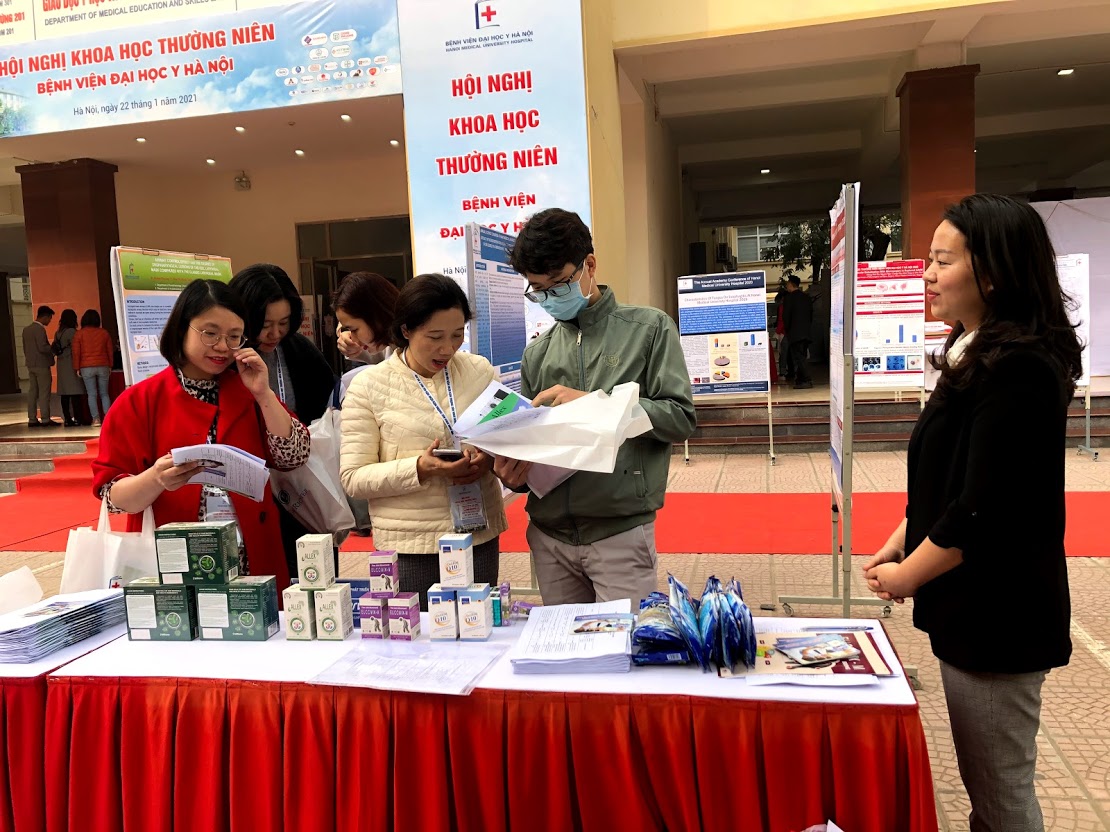 Gói pha uống Dinh dưỡng xanh 100 Tuổi Nhật Bản hộp 30 gói
