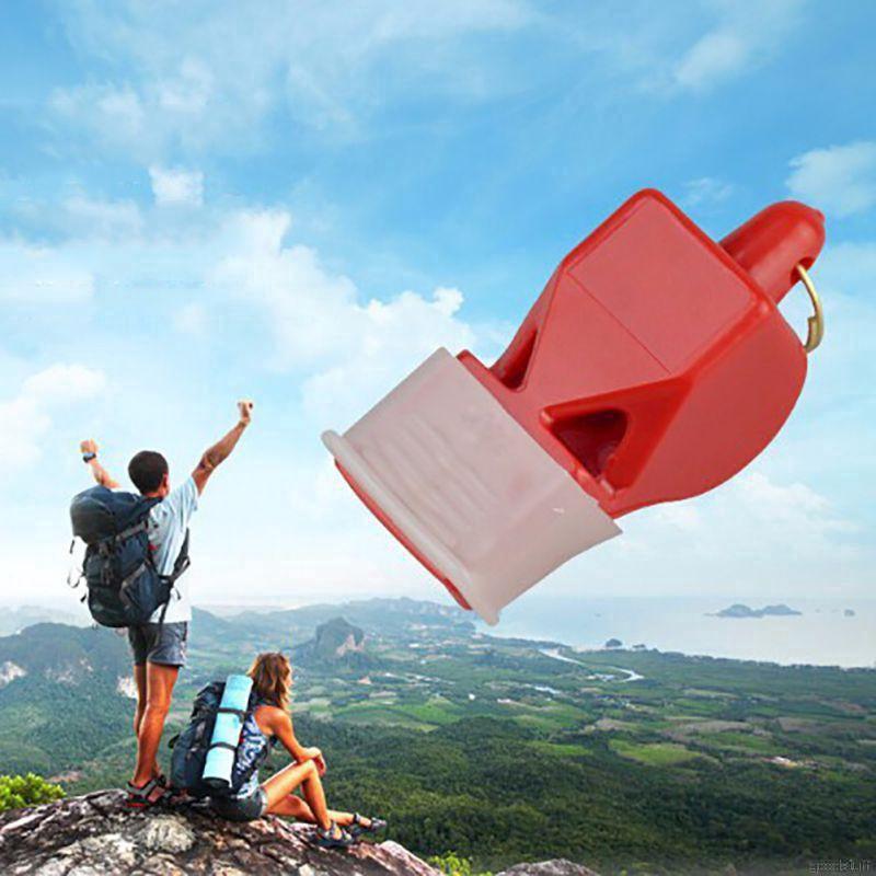 Còi Thổi Trong Thể Thao Bóng Rổ