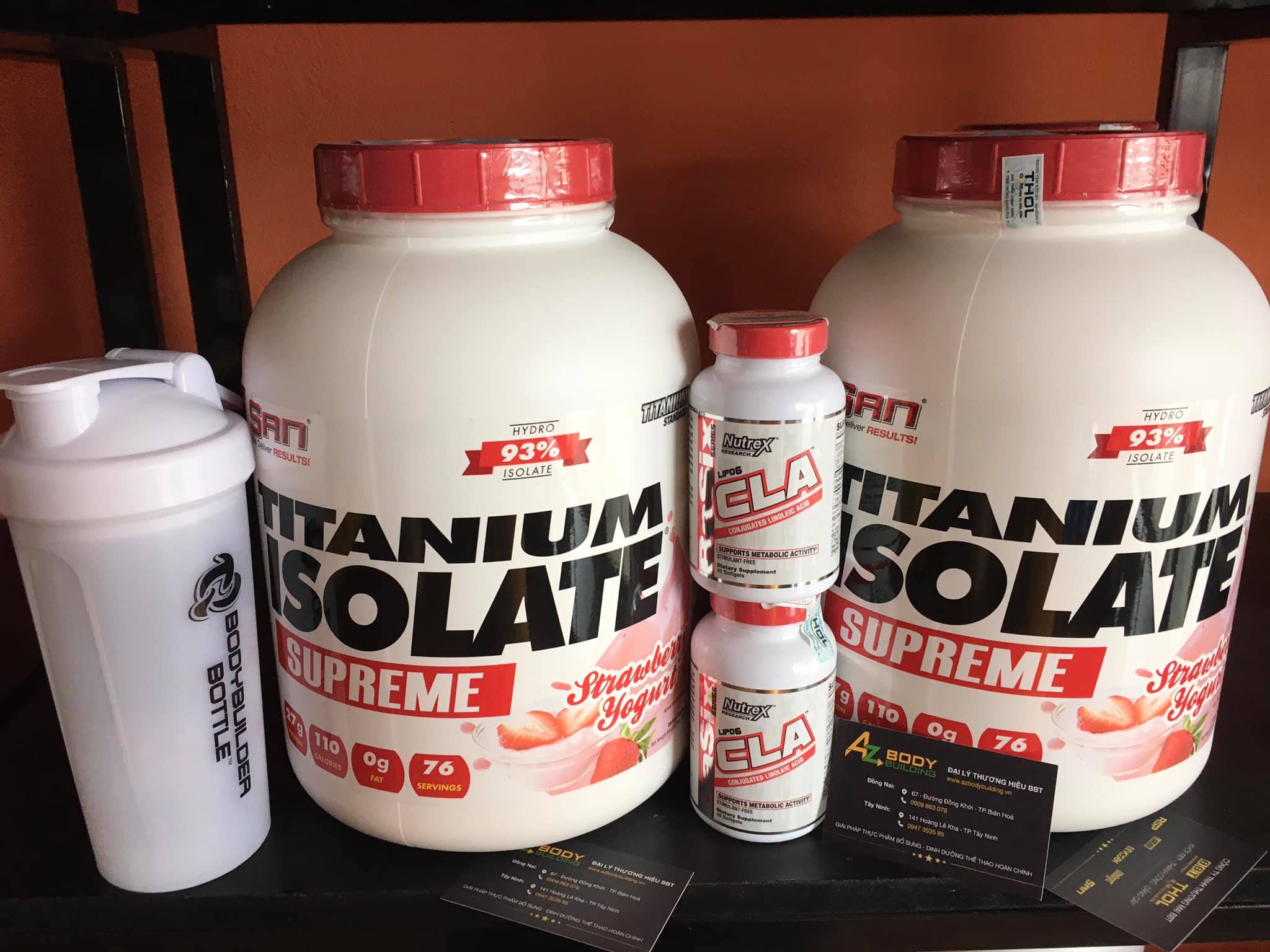 Thực phẩm bổ sung tăng cơ S.A.N Titanium Whey Isolate Supreme - Protein thuỷ phân tinh khiết hỗ trợ hấp thu nhanh - Tặng kèm bình lắc màu sắc ngẫu nhiên