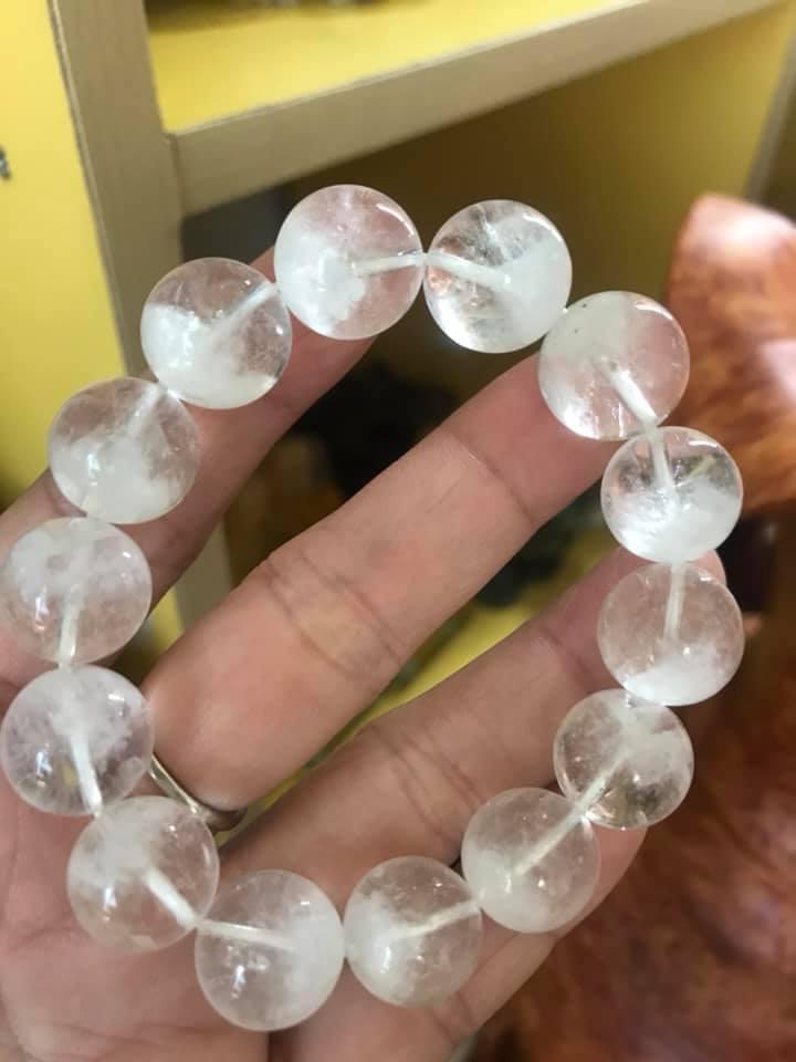 CHIẾC VÒNG THẠCH ANH ƯU LINH TRẮNG 14MM NAM MỆNH KIM THUỶ ĐÁ THIÊN NHIÊN