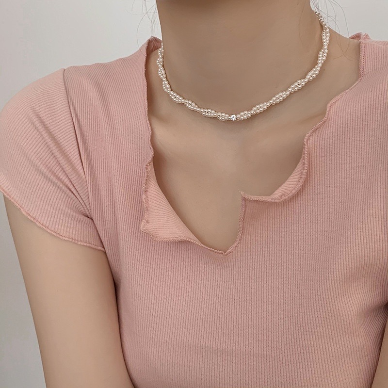 Vòng cổ chocker ngọc trai xoắn tiểu thư sang trọng