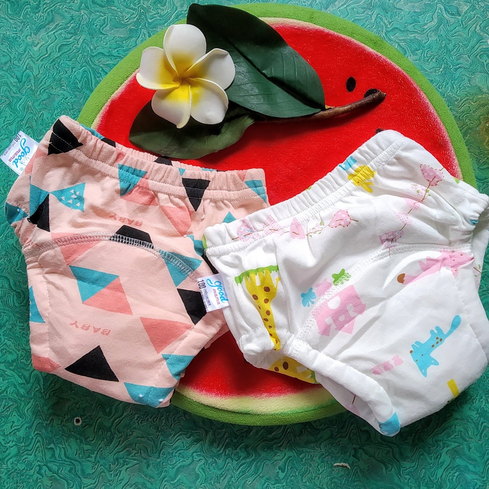 Combo 10 Quần bỏ bỉm vải cotton 6 lớp siêu thấm, thoáng mát hiệu Goodmama cho Bé Gái từ 5-17 kg.