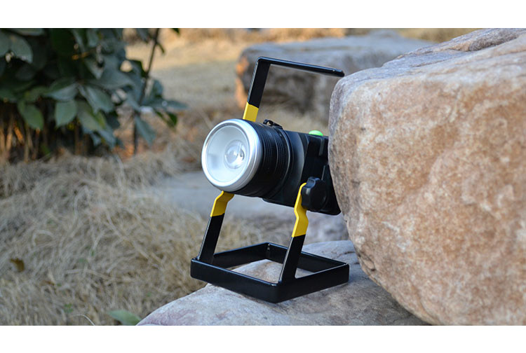 Đèn led siêu sáng sạc điện T6