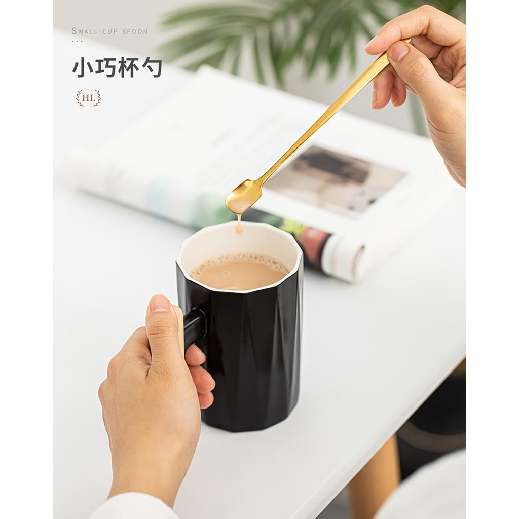 Ly sứ cao cấp tay gỗ kèm thìa inox vàng gương | LY CỐC SỨ MEN MỜ TẶNG KÈM THÌA INOX KHÔNG ĂN MÒN HOME LUXURY 2022