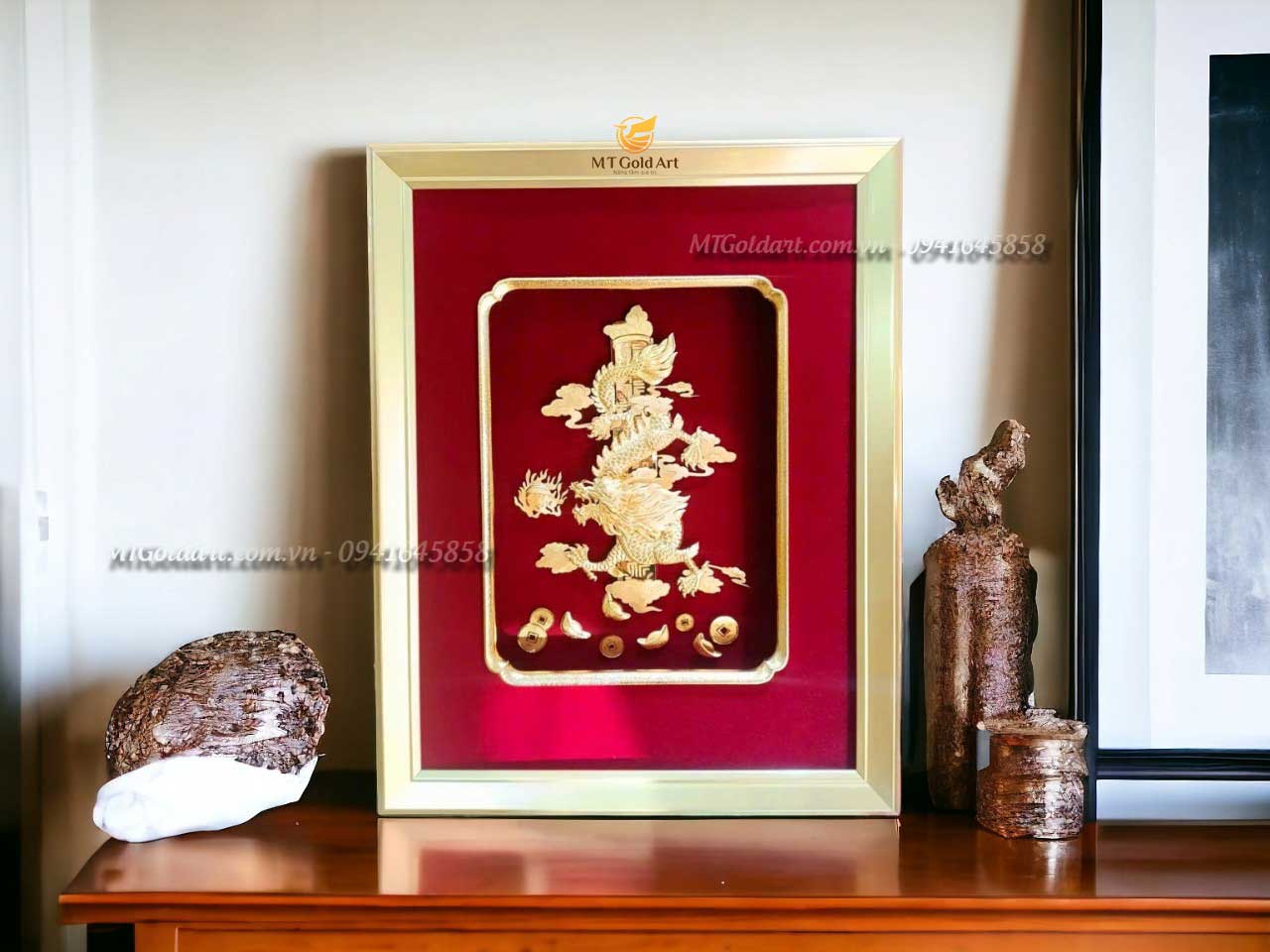 Tranh Rồng phong thủy vờn ngọc dát vàng (27x34cm) MT Gold Art- Hàng chính hãng, trang trí nhà cửa, phòng làm việc, quà tặng sếp, đối tác, khách hàng, tân gia, khai trương