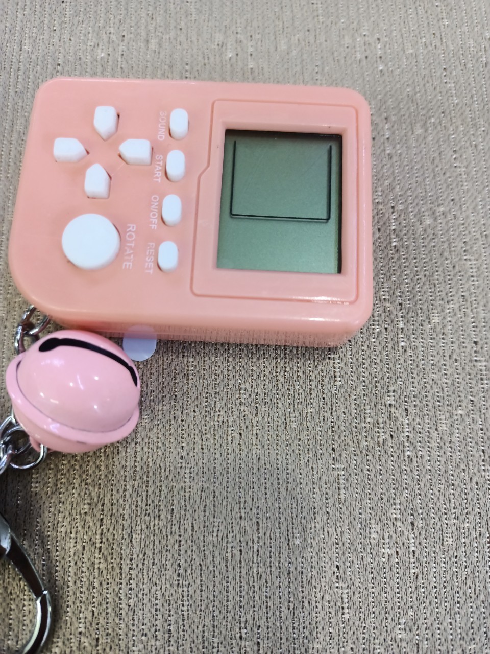 MÓC KHÓA MÁY CHƠI GAME TIỆN LỢI