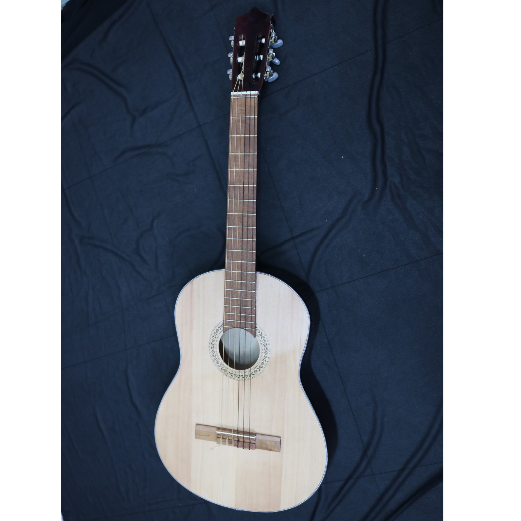 ĐÀN GUITAR CLASSIC DÂY NILONG ÂM THANH HAY