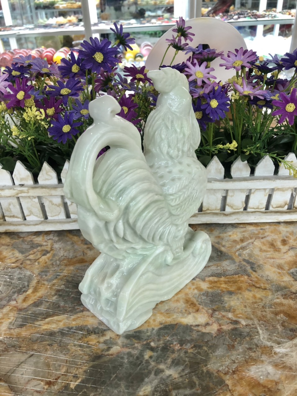 Tượng con gà giáp phong thủy đá cẩm thạch trắng xanh trang trí bàn làm việc