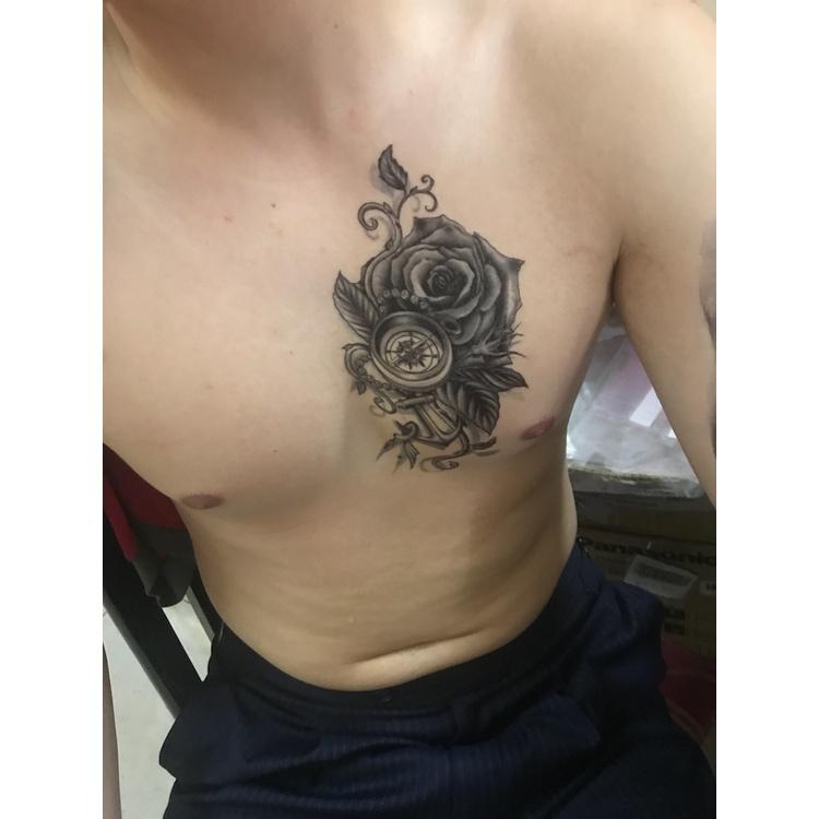 Hình xăm dán tattoo cao cấp hoa trắng đen 15x21cm- phù hợp các vị trí tay, chân, vai, ngực, bụng....
