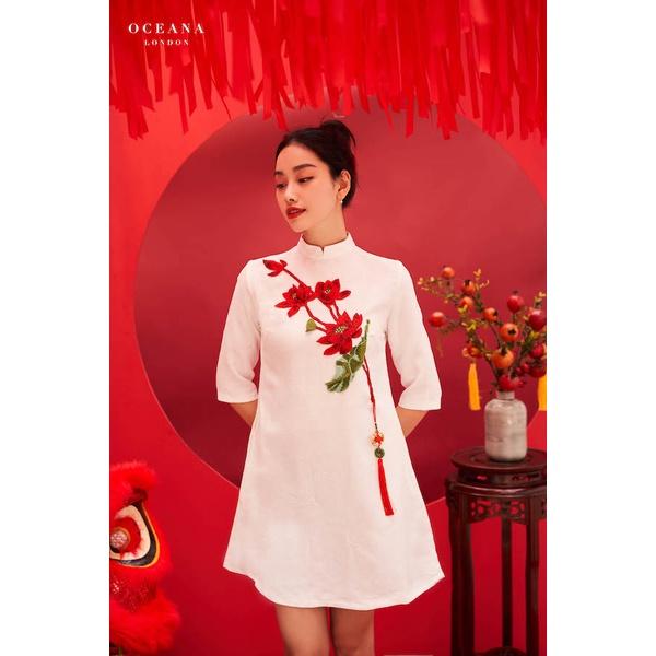 Oceana London - Váy gấm trắng