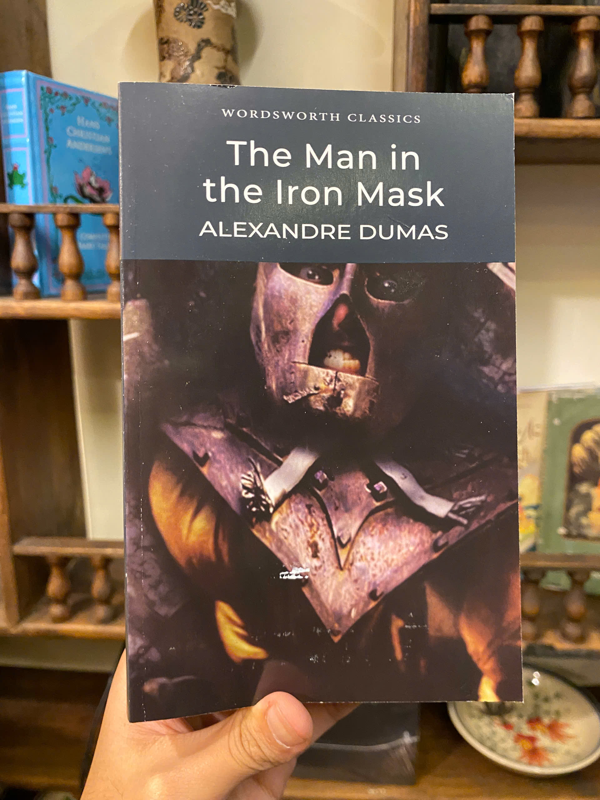 Sách - The Man In The Iron Mask by Alexandre Dumas - Classics/Fiction book in English - Ngoại Văn