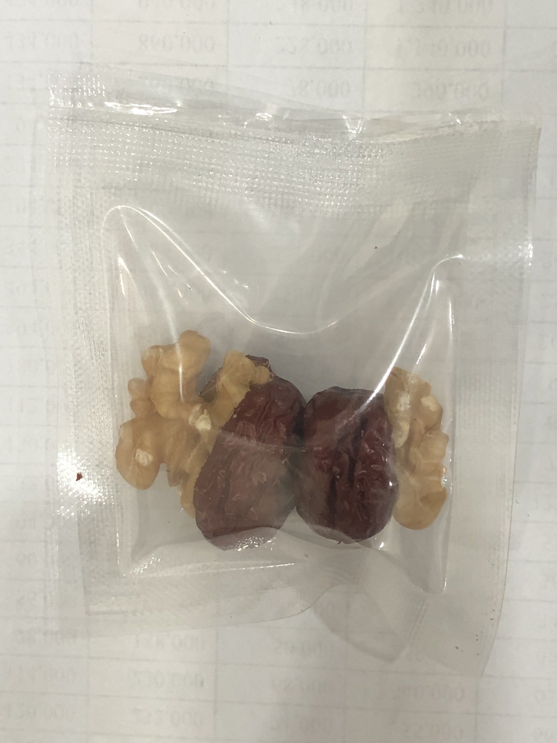 Táo Đỏ Kẹp Hạt Óc Chó Real Food (Walnut wrapped Jujube)