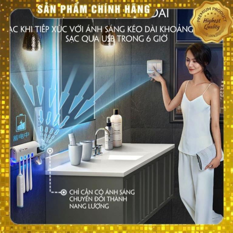 Giá treo bàn chải kết hợp bộ nhả kem đánh răng được trang bị khử khuẩn bằng tia UV
