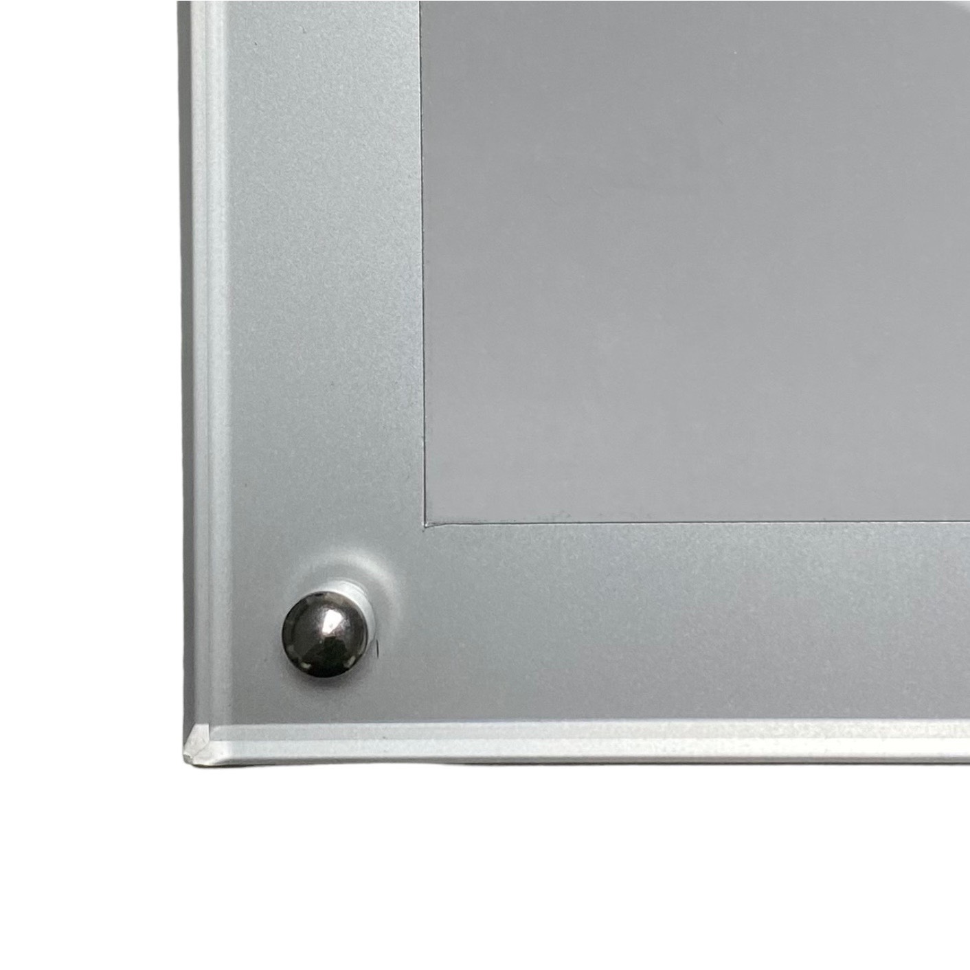 Standee trụ inox khung mica A3