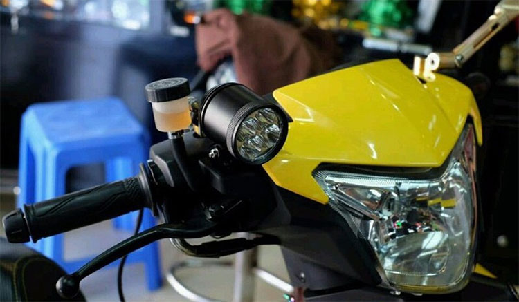 Đèn LED Trợ Sáng Xe Máy 3 Chức Năng Hoàn Hảo L4 CYT