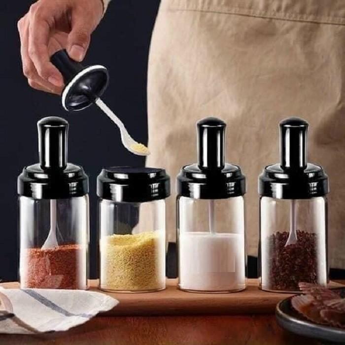 Hộp đựng gia vị kèm thìa