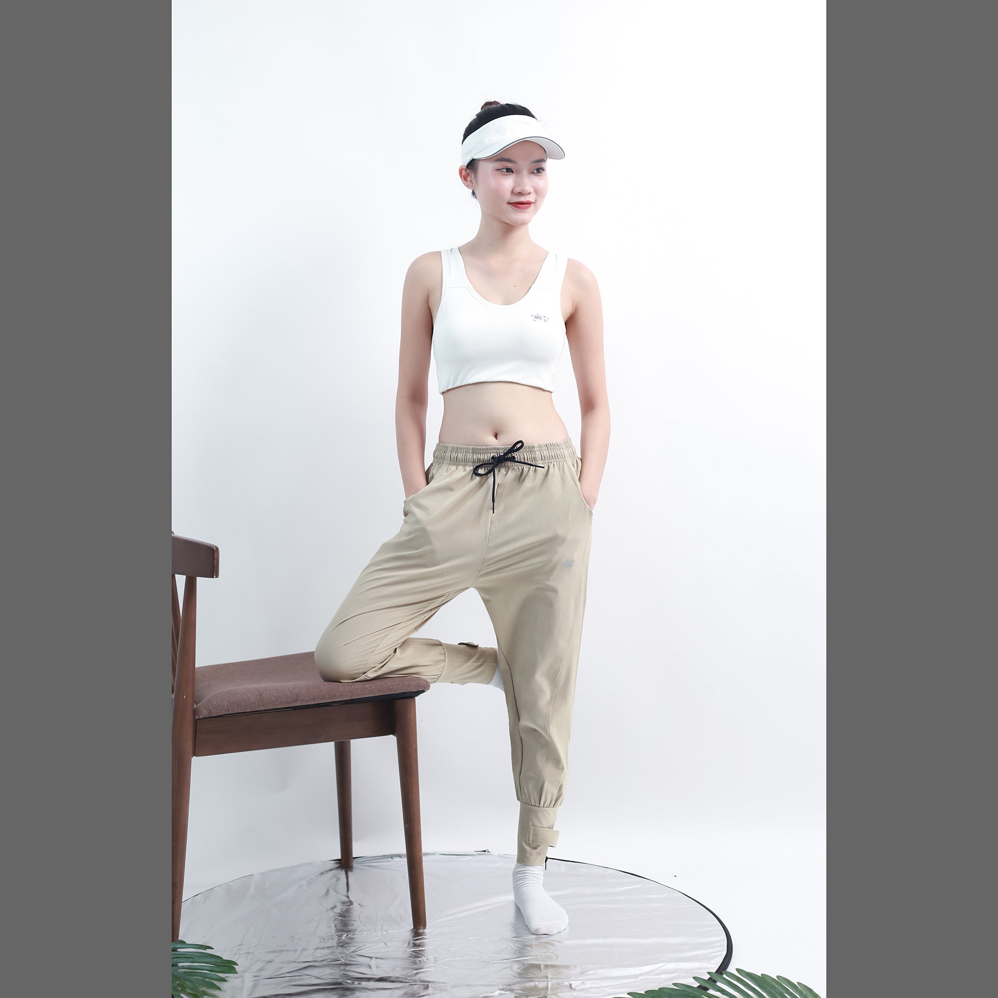 Quần Jogger Nữ Tập Thể Thao Gym Yoga Thời Trang Cá Tính CH053