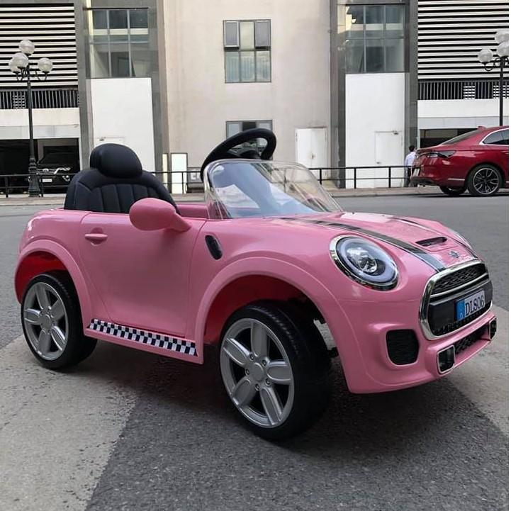 Ô tô xe điện trẻ em MINI COOPER DLS06 đồ chơi cho bé 2 động cơ (Đỏ - Hồng - Trắng)